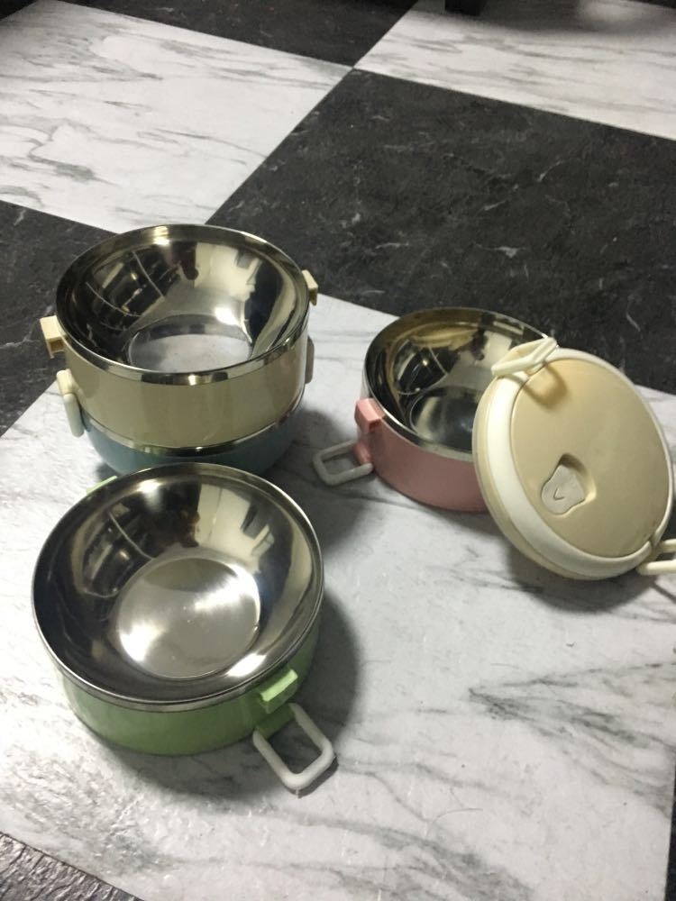 ปิ่นโตสแตนเลส 4 ชั้น สีพาสเทล