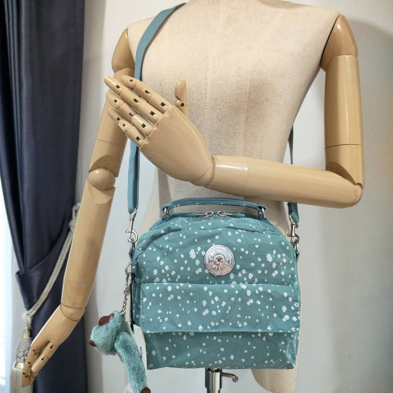 คิปลิ้ง Candy 2 ways backpack กระเป๋าเป้ สะพายข้าง กระเป๋าถือ KIPLING