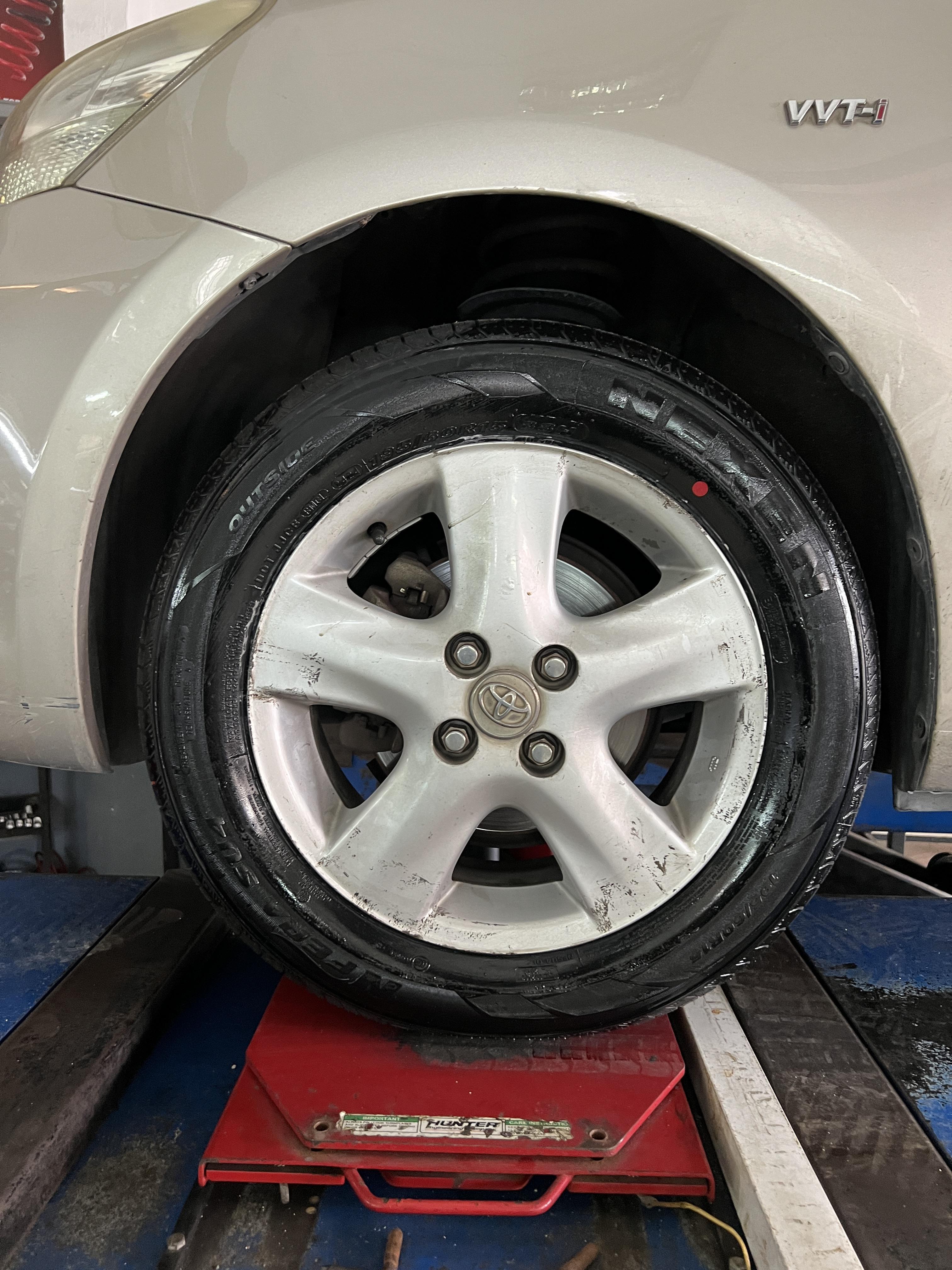 TOYOTA VIOS GEN2 เปลี่ยนยางใช้งาน [+] NEXEN SU4 195/60R15 *เฉาพาะ NEXEN ประกันยาง 1 ปี หรือ 25,000 กม. บาด บวม เบียด แตก ระเบิด เปลี่ยนเส้นใหม่ ครับ สอบถามข้อมูลเพิ่มเติม หรือนัดหมายเข้ารับบริการ โทร. 08-6569-1915 Location : https://goo.gl/maps/HrNUAZXPN94KvxZ98? รถยนต์มีปัญหาไม่รู้ต้องแก้ตรงไหน ทางเรายินดี ตรวจหาปัญหาและหาวิธีแก้ บอกลูกค้าก่อนลงมือทำเสมอด้วยราคาเป็นธรรม เวลาบริการ วันจันทร์-วันอาทิตย์ 09:00 น. - 17.30 น. #toyotavios #Nexen #โช้คอัพ #ช่วงล่าง #โช๊ค #ยางรถยนต์