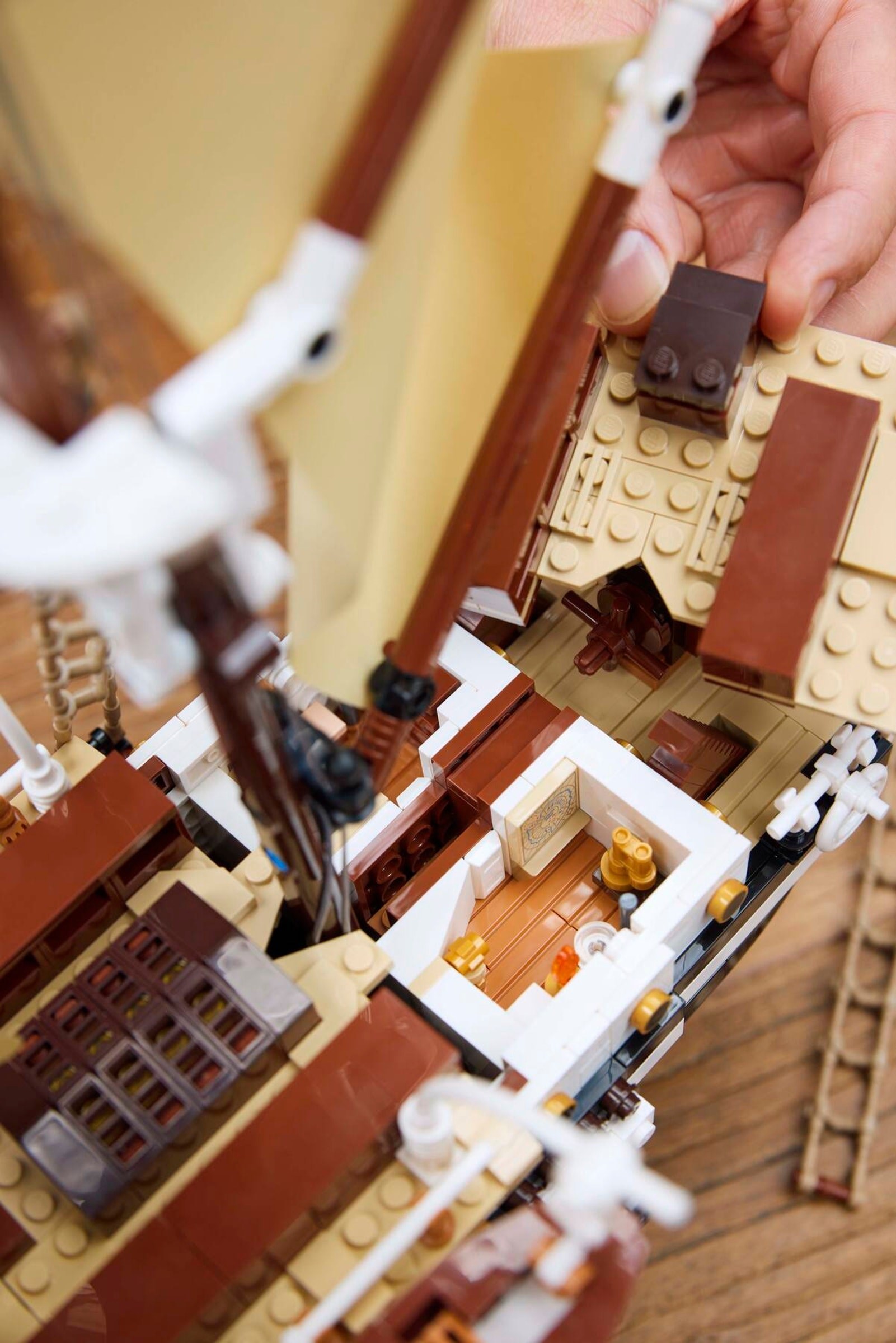 LEGO เลโก้ 10335 The Endurance