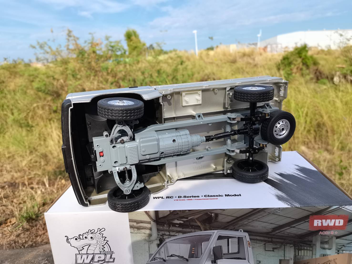 รถบังคับกระป๊อ Suzuki Carry RWD Drift Truck WPL D12 Crawler สินค้างานสเกลเหมือนจริง ชุดพร้อมเล่น