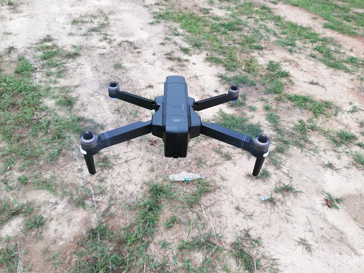 SJRC F11 GPS 5G Wifi FPV กล้อง 1080P เวลาในการบิน 25นาที แบตเตอรี่ 11.1 2500 mAh Brushless Selfie RC