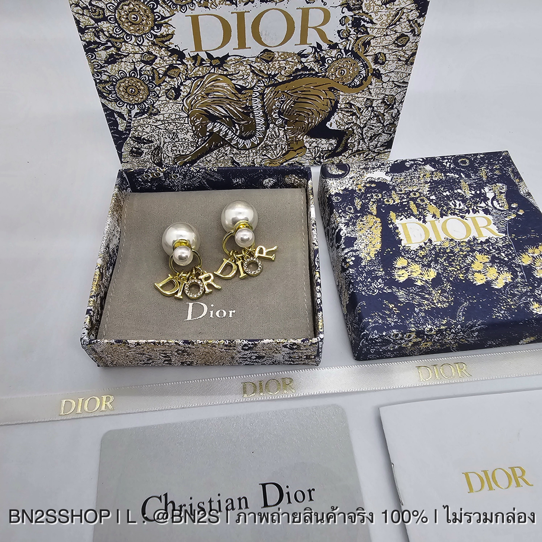 Dior Tribales Earrings ต่างหูทับหลังไข่มุก ห้อยจี้โลโก้ดิออ สีทอง งานสวย