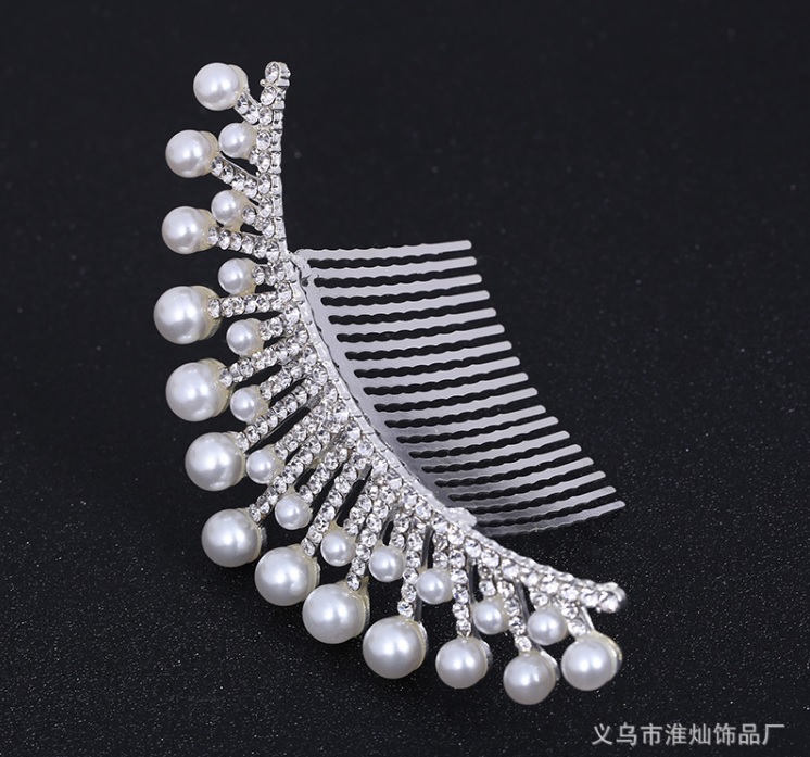 มงกุฏประดับมุข เพชรสวยโดดเด่นสวยงาม ขนาดกว้าง11 สูง 4ซม. แบบหวีปักง่าย #พร้อมส่ง