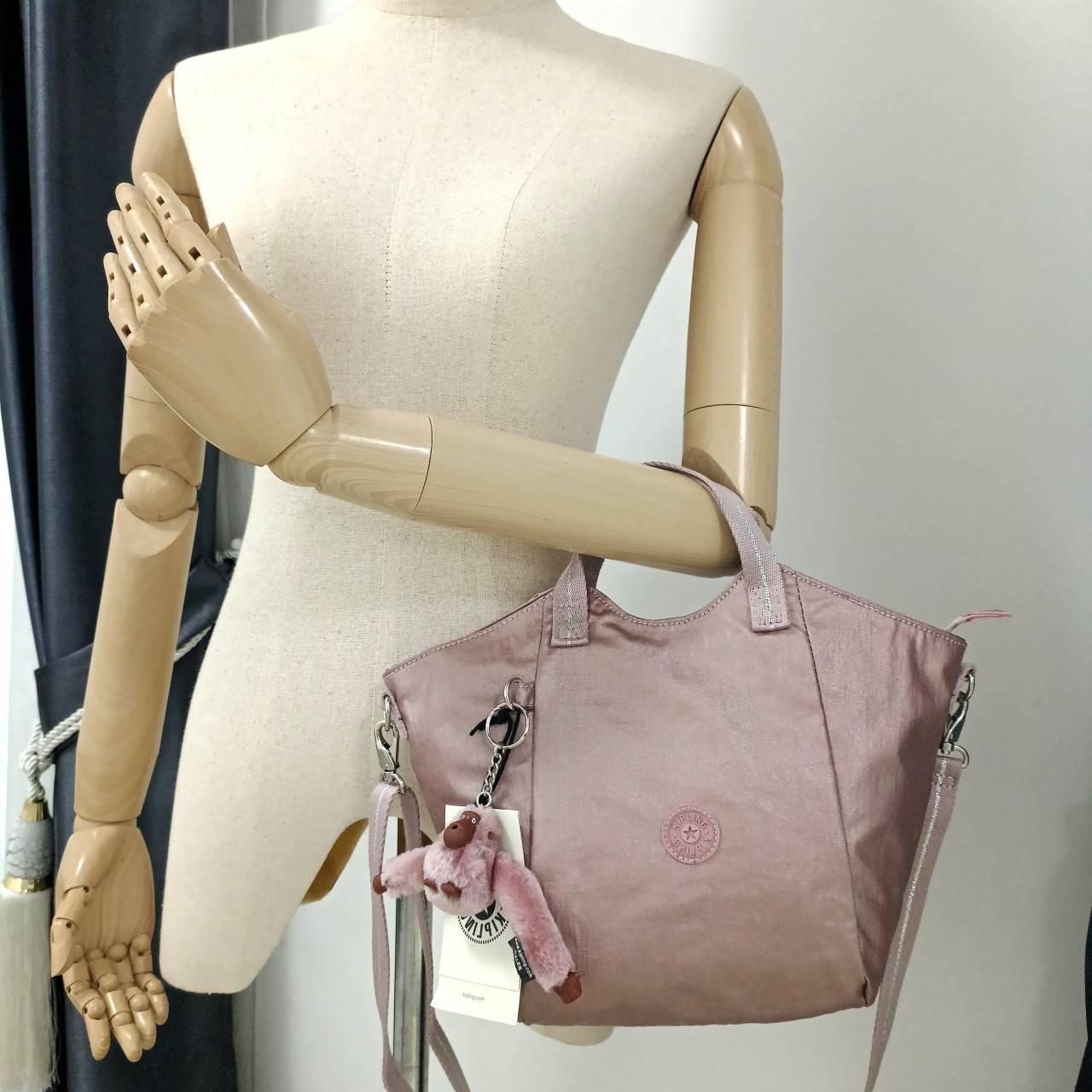 KIPLING กระเป๋าสะพาย กระเป๋าถือ NORI Handbag & Shoulder bag
