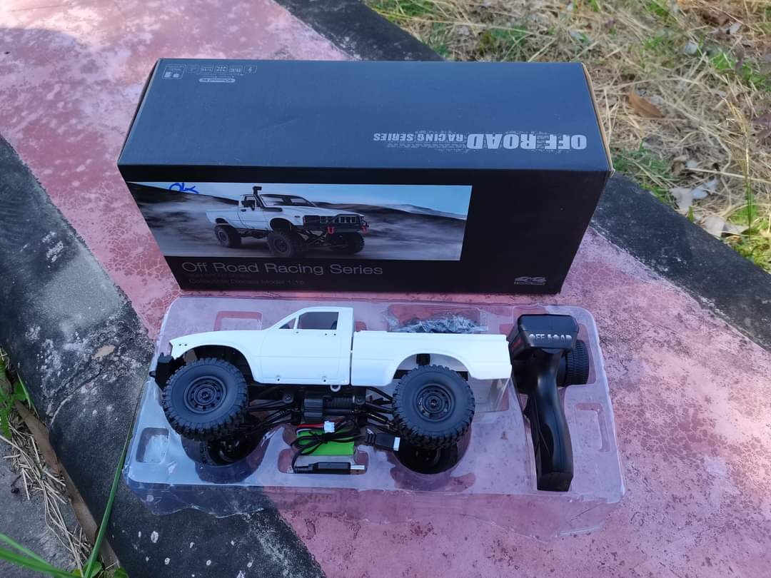 รถบังคับวิทยุ WPL C24 RTR RC CAR 2.4GHZ ระบบ 4x4 4WD TOYOTA HILUX สินค้าชุดพร้อมเล่น
