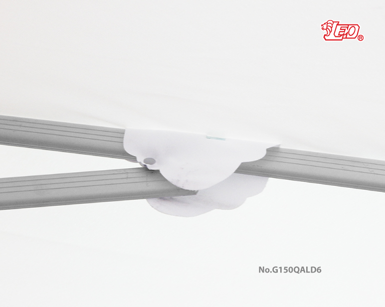 ร่มสนาม ร่มแม่ค้า ทรงสี่เหลี่ยม โครงอลูมิเนียม ขนาด2×2เมตร ผ้า D600 ราคาไม่รวมขาตั้ง