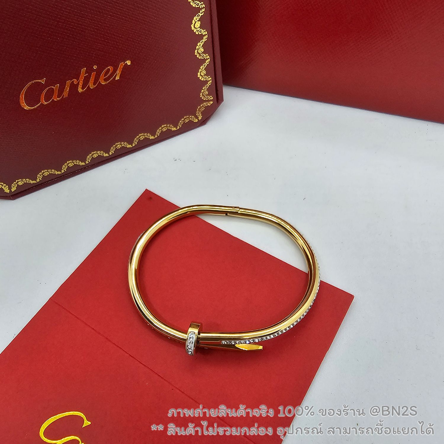 สีทอง | กำไลตะปูฝังเพชร CARTIER JUSTE UN CLOU กำไลตะปูรุ่นฮิต มาแล้ว งานสวย ราคาเบาๆ มีสองสี เงิน ทอง เลือกได้ตามใจ