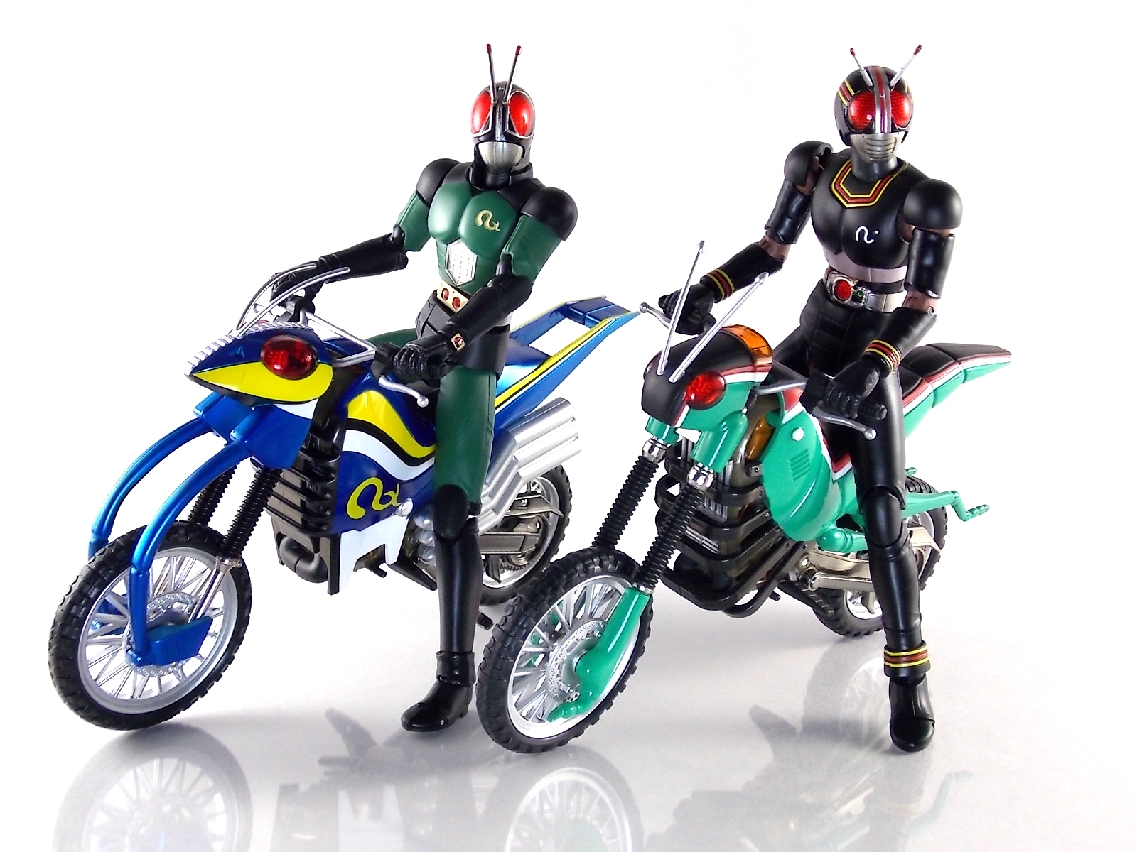 S.H. Figuarts Acrobatter Renewal
