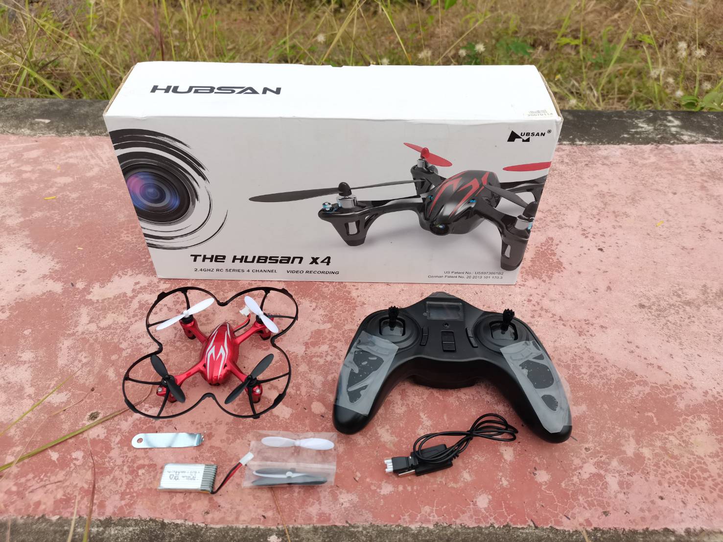 โดรนบังคับวิทยุ HUBSAN X4 H107C 2.4 GHZ 720P