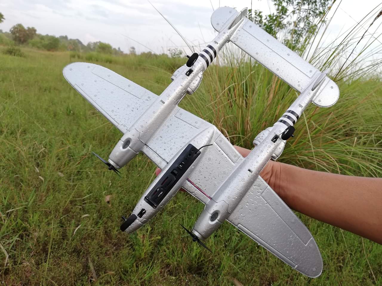 FX-816 P38 RC เครื่องบินบังคับวิทยุ RTF 2.4GHZ 2CH EPP