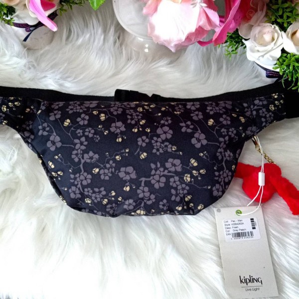 KIPLING กระเป๋าสะพาย กระเป๋าคิปลิ้ง Pac Man Fresh Waist Pack