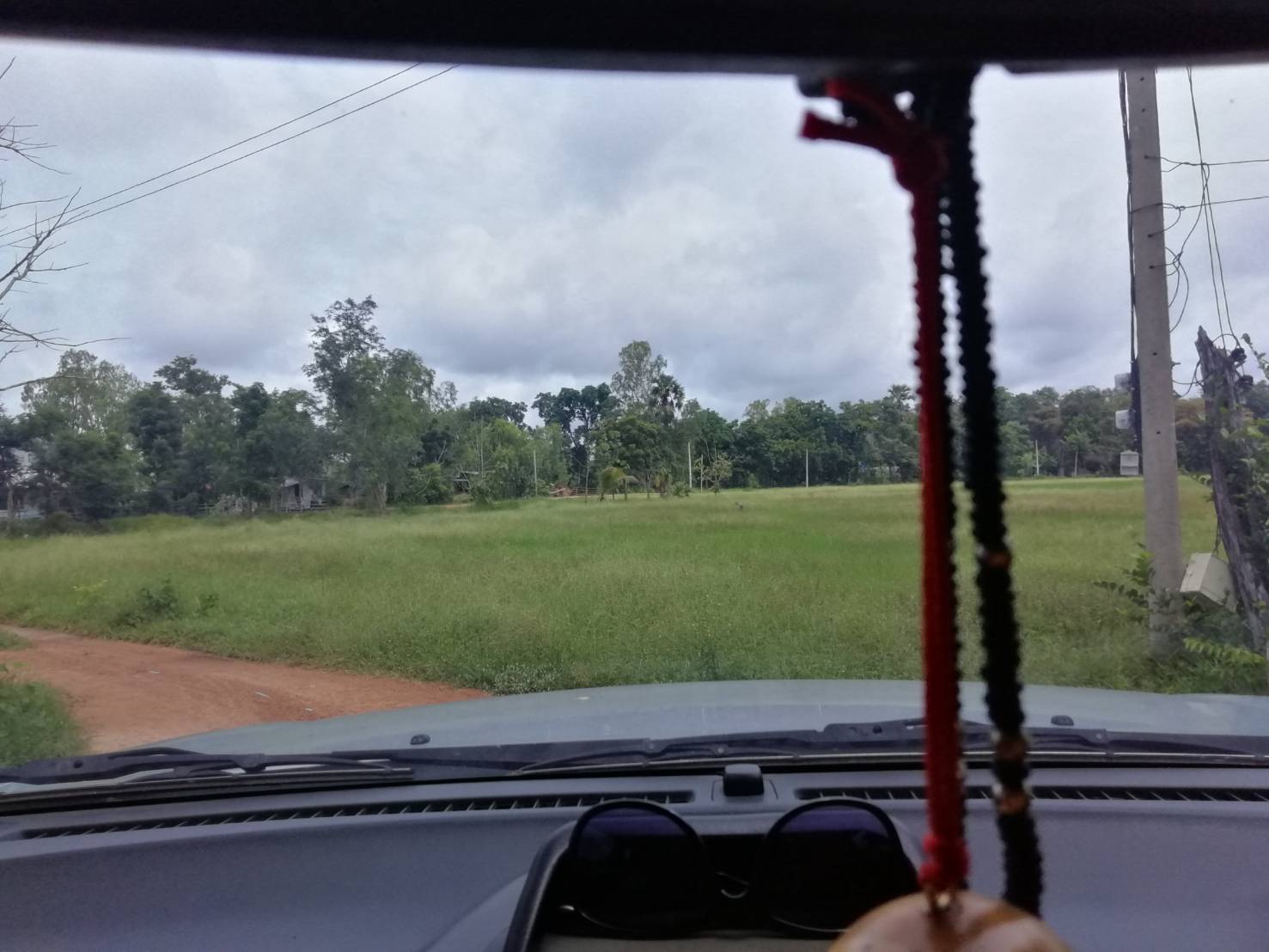 ขายที่ดิน ต.ท่าโพ อ.หนองขาหย่าง จ.อุทัยธานี มีเนื้อที่ทั้งหมด 3 แปลง ขายไร่ล่ะ 200,000 บาท