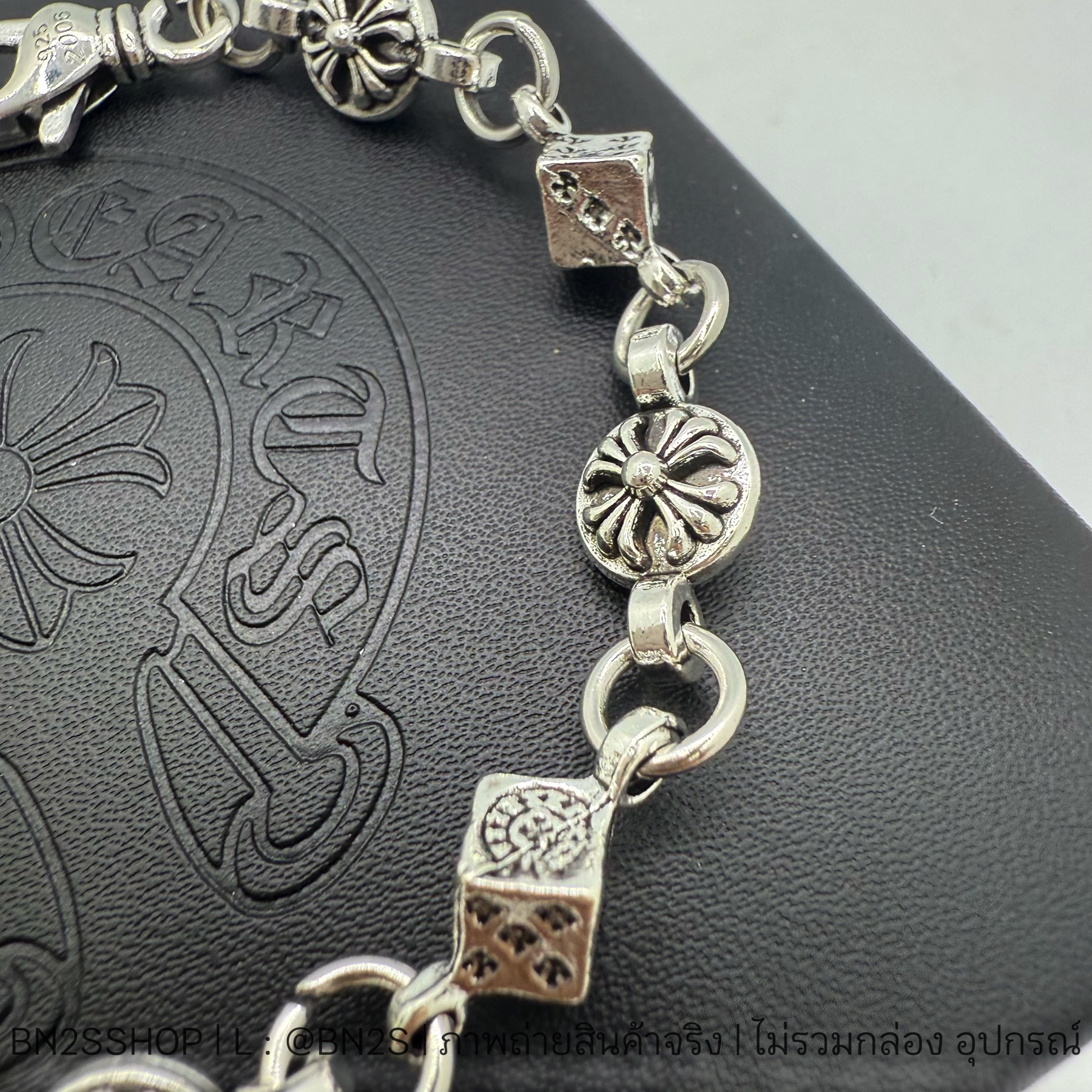 Chrome Heart DICE AND CROSSBALL BRACELET สร้อยข้อมือโครมฮาร์ทท จี้ลูกเต๋า อะไหล่เงิน พร้อมส่ง