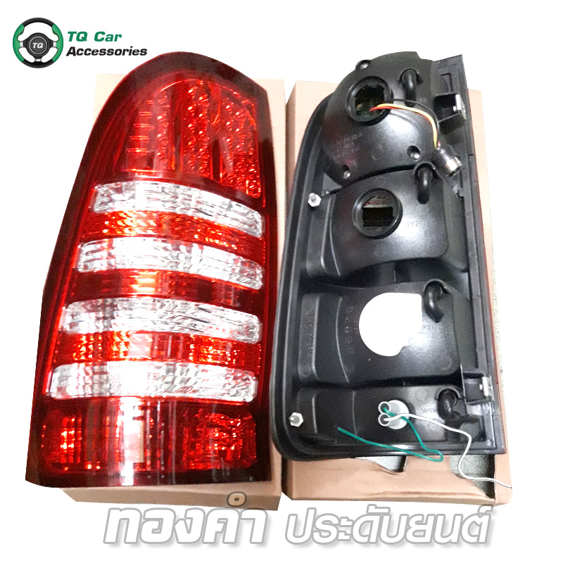 ไฟท้าย TOYOTA HILUX VIGO 2004