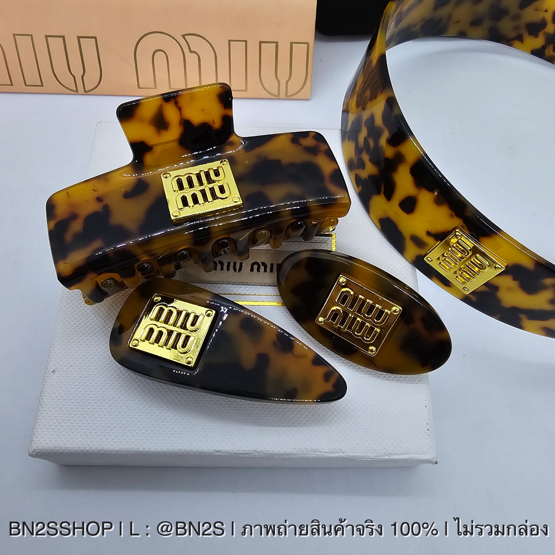 ที่คาดผม | MIU MIU Plexiglas Headband and hair clip สี Tortoiseshell/Gold รวมรุ่น ที่คาดผม กิ๊บติดผม มิว มิว สีน้ำตาลลายกะ ติดโลโก้