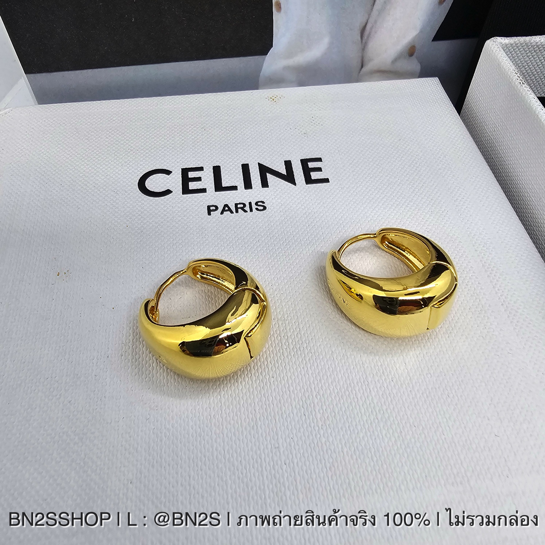 สีทอง | CELINE Droip Earrings ต่างหูซีลี จี้ทรงหยดน้ำ งานปั๊มแบรนด์ ด้านข้าง พร้อมส่งในไทย