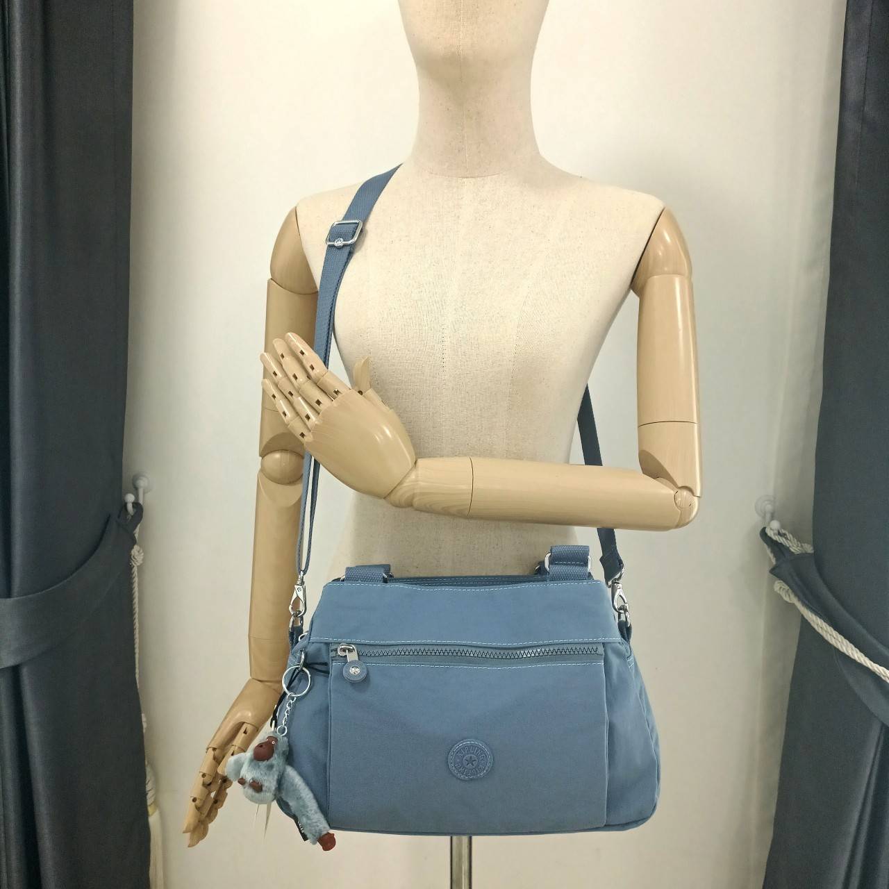 กระเป๋าสะพาย คิปลิง คิปลิ้ง คิบลิง Kipling Damen Orelie