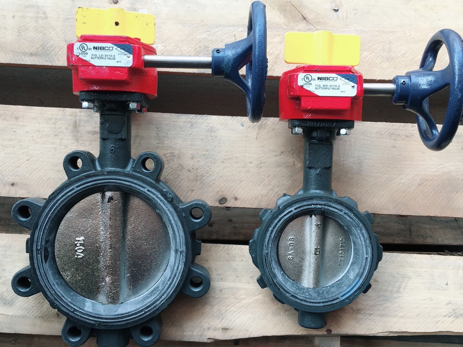 NIBCO LD-4863-8N Wafer 3" Type Butterfly Valve with Supervisory Switch, 300PSI