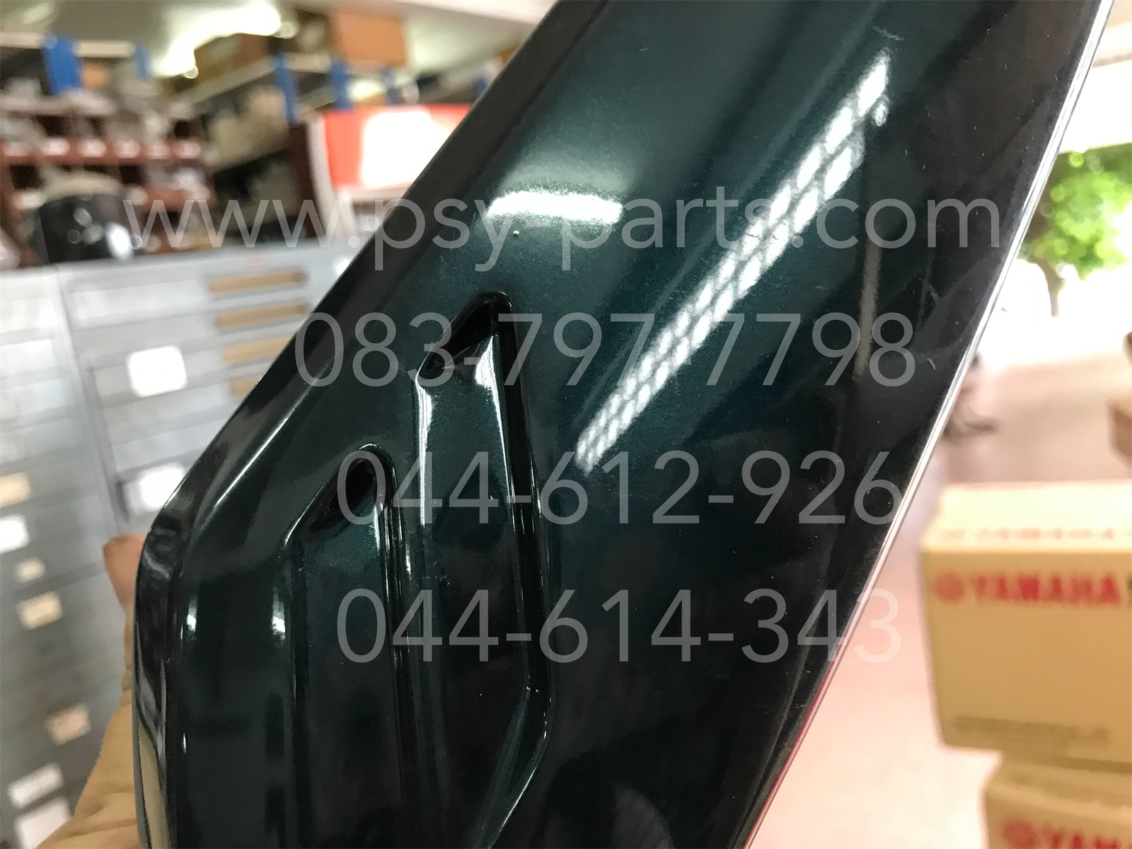 ฝาครอบข้างกล่อง CDI Y 111 แท้ๆ สีเขียว 4NR-F1711-00-P0, 4NR-F1711-Y0-50