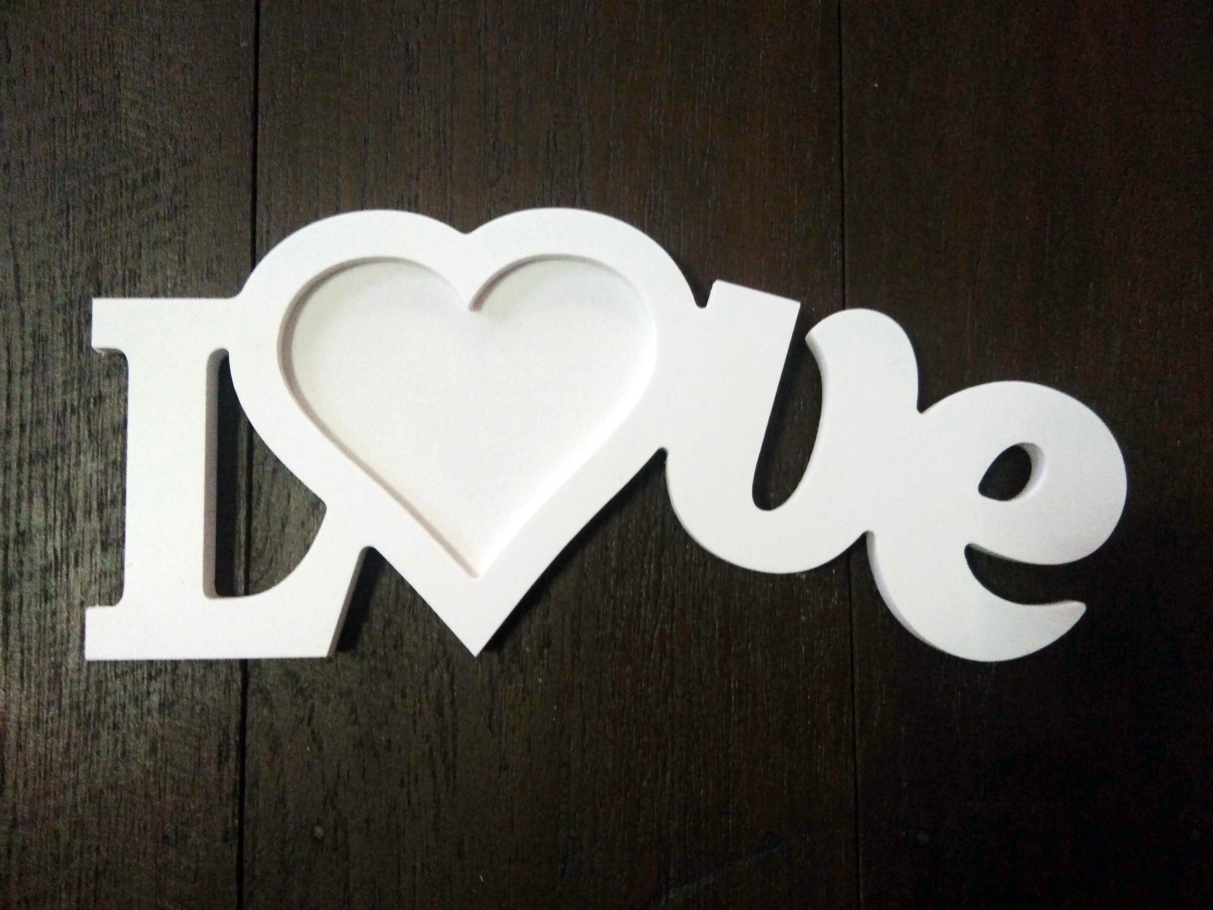 กรอบรูป Love ขนาด 20x15 cm