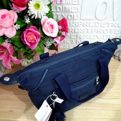 KIPLING กระเป๋าถือ สะพายไหล่ โท้ท Art Medium Tote Bag