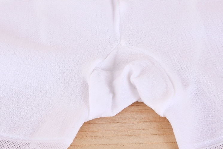 ถุงน่องเด็ก สีขาว แบบโปร่ง ลาย ผีเสื้อน่ารัก