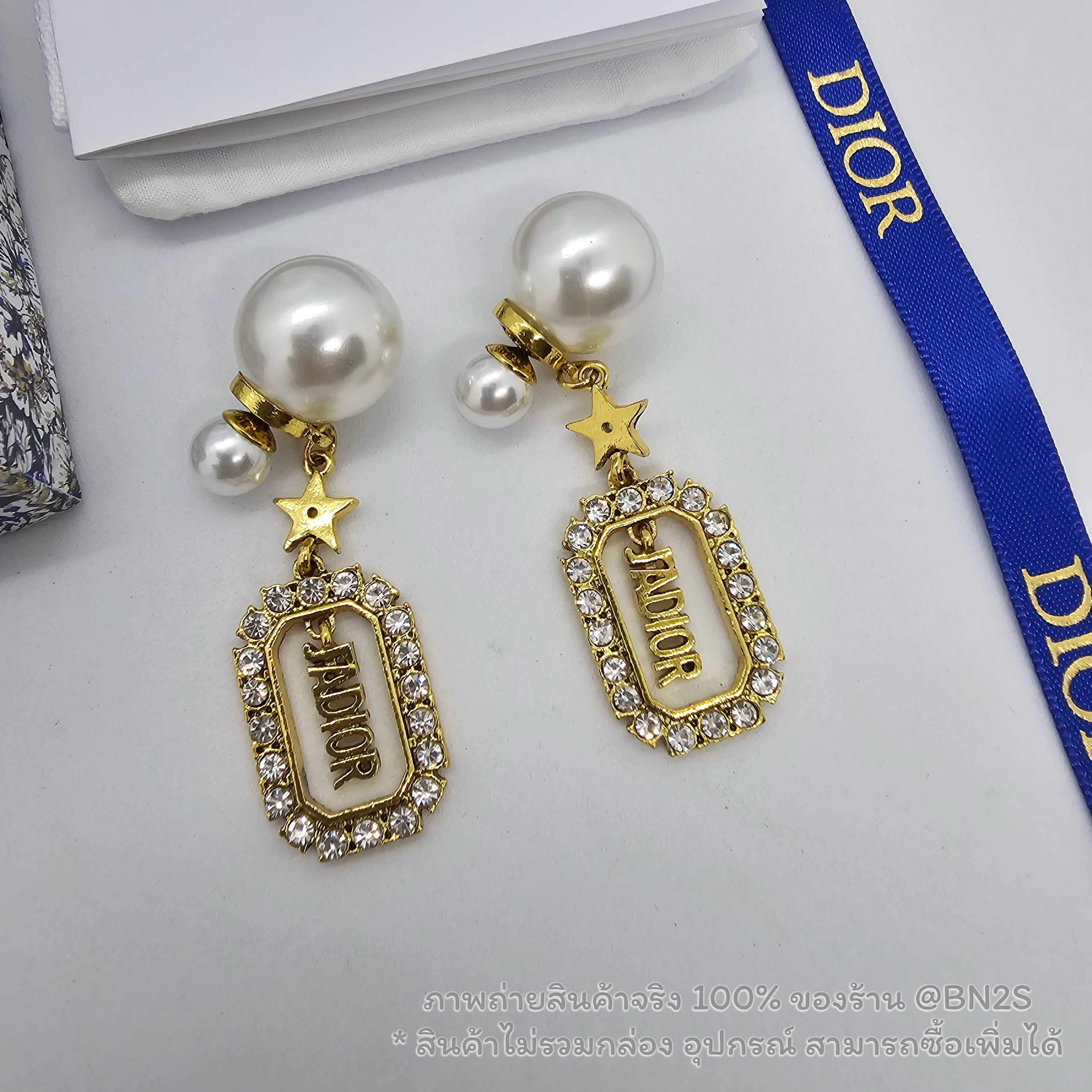 J'ADIOR LOGO STAR CRYSTAL EARRINGS ต่างหูดิ ไข่มุก ประดับตุ้งติ้ง เจดิออ อะไหล่ทอง งานไฮเอน ปั๊มแบรนด์ ไม่รวมกล่อง อุปกรณ์