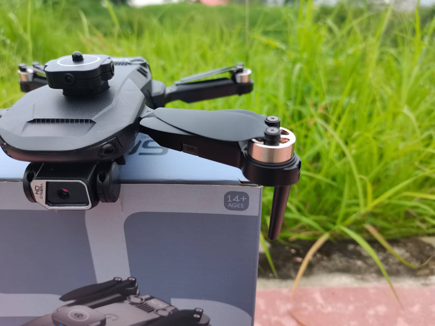 โดรนบังคับวิทยุ ZLL-RC SG101 PRO WIFI FPV กติดกล้อง 1080P ระบบล๊อคความสูง ขึ้น-ลงออโต้ แบตเตอร์รี่ความจุ 1800.mAh บินนาน 20.นาที