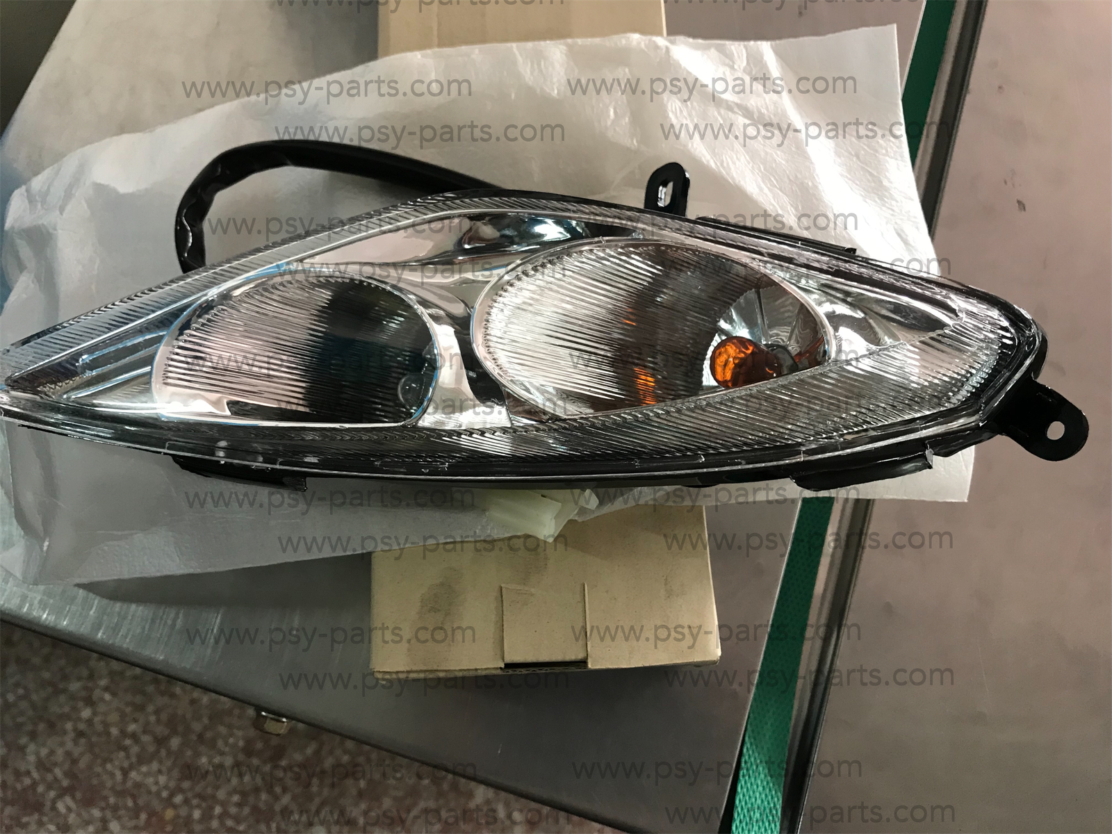 ไฟเลี้ยว SPARK 135 หน้า-ฝาใส ด้านขวา