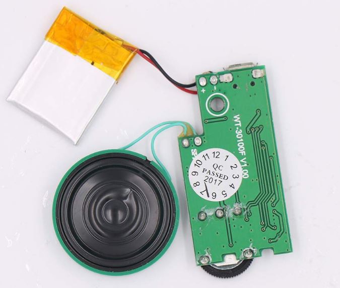 โมดูลเล่นเสียง MP3 แบบปุ่มกด ความจุ 4MB คุณภาพเสียงดีมาก เป็น SD card ในตัว Programmable MP3 musical greeting card sound module with USB port and Rechargeable Sound Module Button Control MP3 Music Voice Player with Speakers, Used for Toys and Mother'