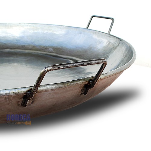 Two-handled iron pan, No. 48, shallow, Hualong brand