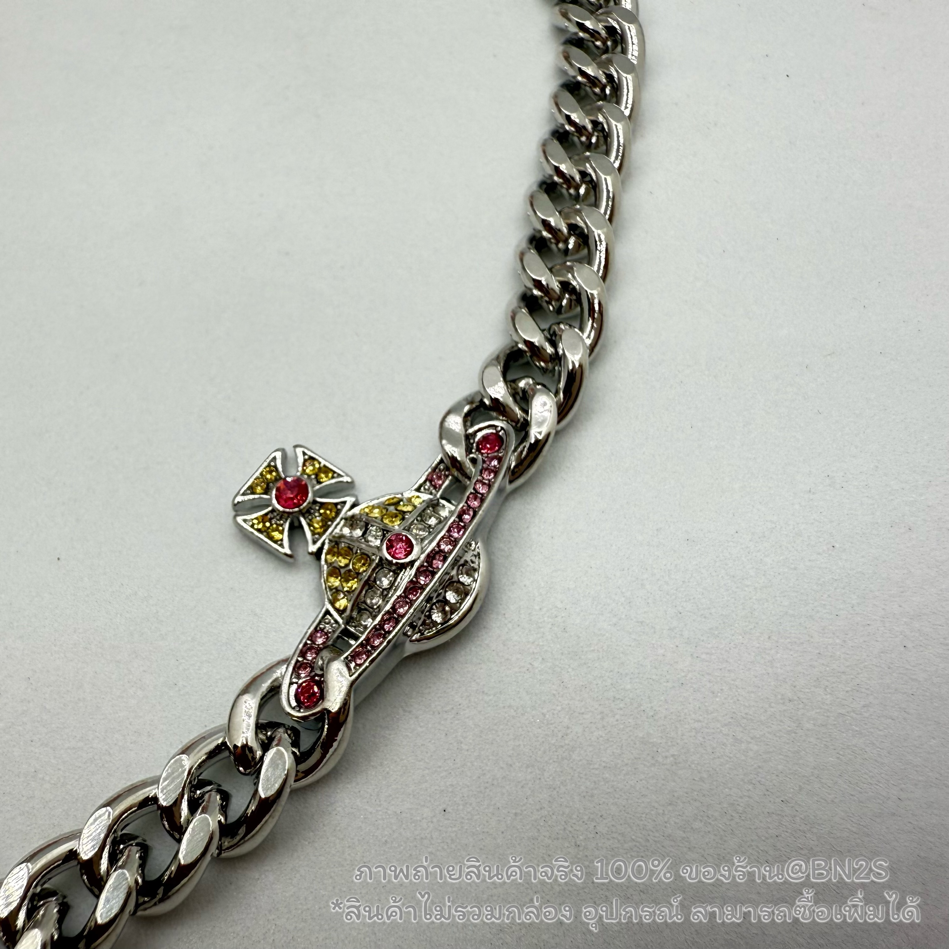 Vivienne Westwood Multi KIKA Relief Orb Necklace สร้อยคอสายโซ่ วิเวียน ประดับจี้ดาวเสาร์ คริสตัลสีชมพูอะไหล่สีเงิน พร้อมส่ง ไม่รวม กล่อง อุปกรณ์