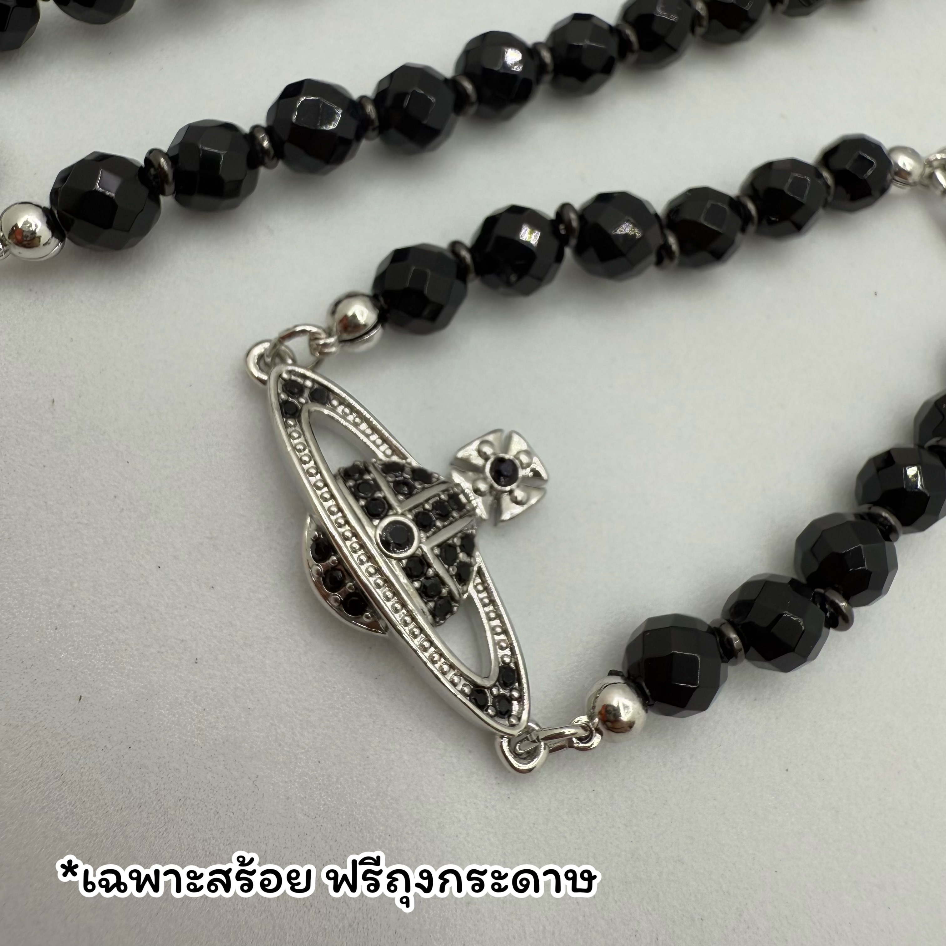 VIVIENNE WESTWOOD Orb Black Stone Braclete สร้อยข้อมือวิเวีย หินสีดำ งานออริ พร้อมส่งในไทย