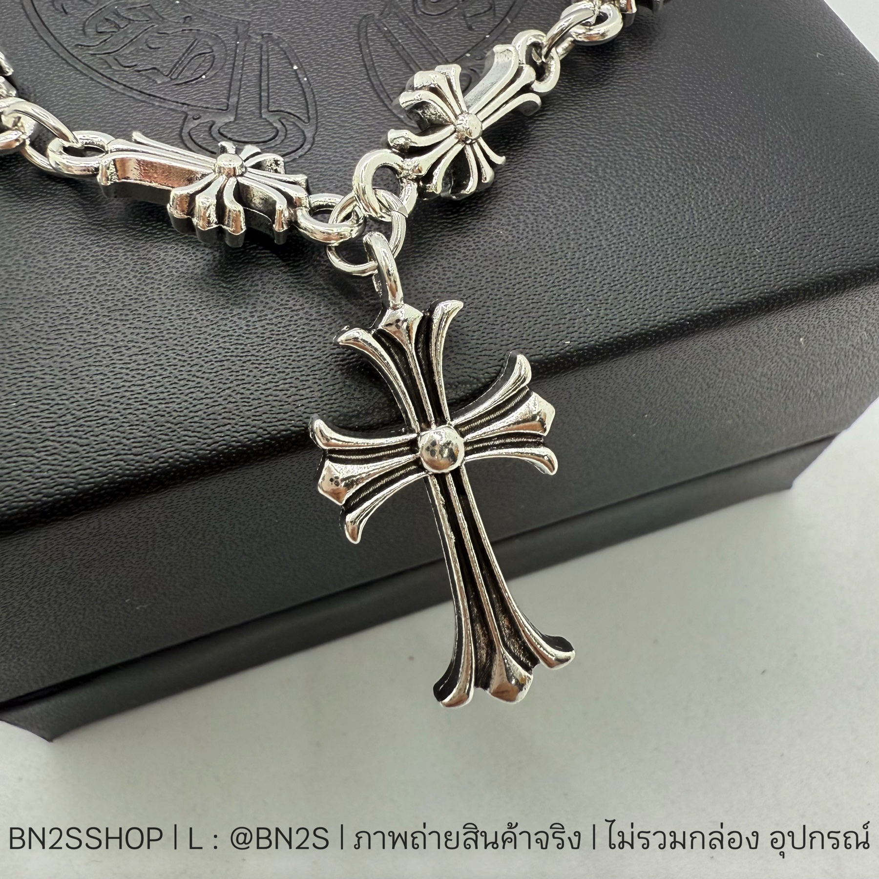 สร้อยแขนผู้ชาย Chrome Heart Babyfat จี้กางเขน อะไหล่เงินรมดำ งานสวย 1:1 มาพร้อมซองซิปล็อคงานแบรนด์ พร้อมส่งในไทย