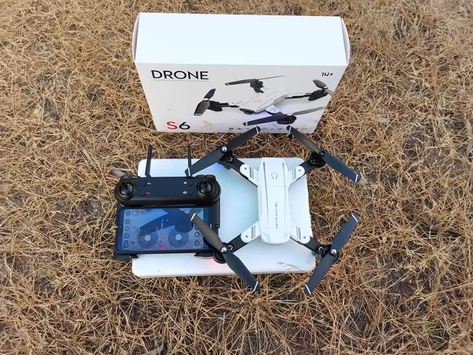 DRONE S6 SMART โดรนติดกล้อง 1080 P FPV WIFI 2.4GHZ มีระบบล็อคความสูงและบินกลับอัตโนมัติ บินง่ายชุดพร้อมเล่น