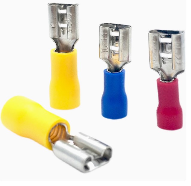 หางปลา FDD5.5-250 สีเหลือง สำหรับสายไฟ 4.0-6.0 mm2 (12-10 AWG) 24A แพ็กละ 20 ตัว Crimp Terminal หางปลาเสียบ ตัวเมีย