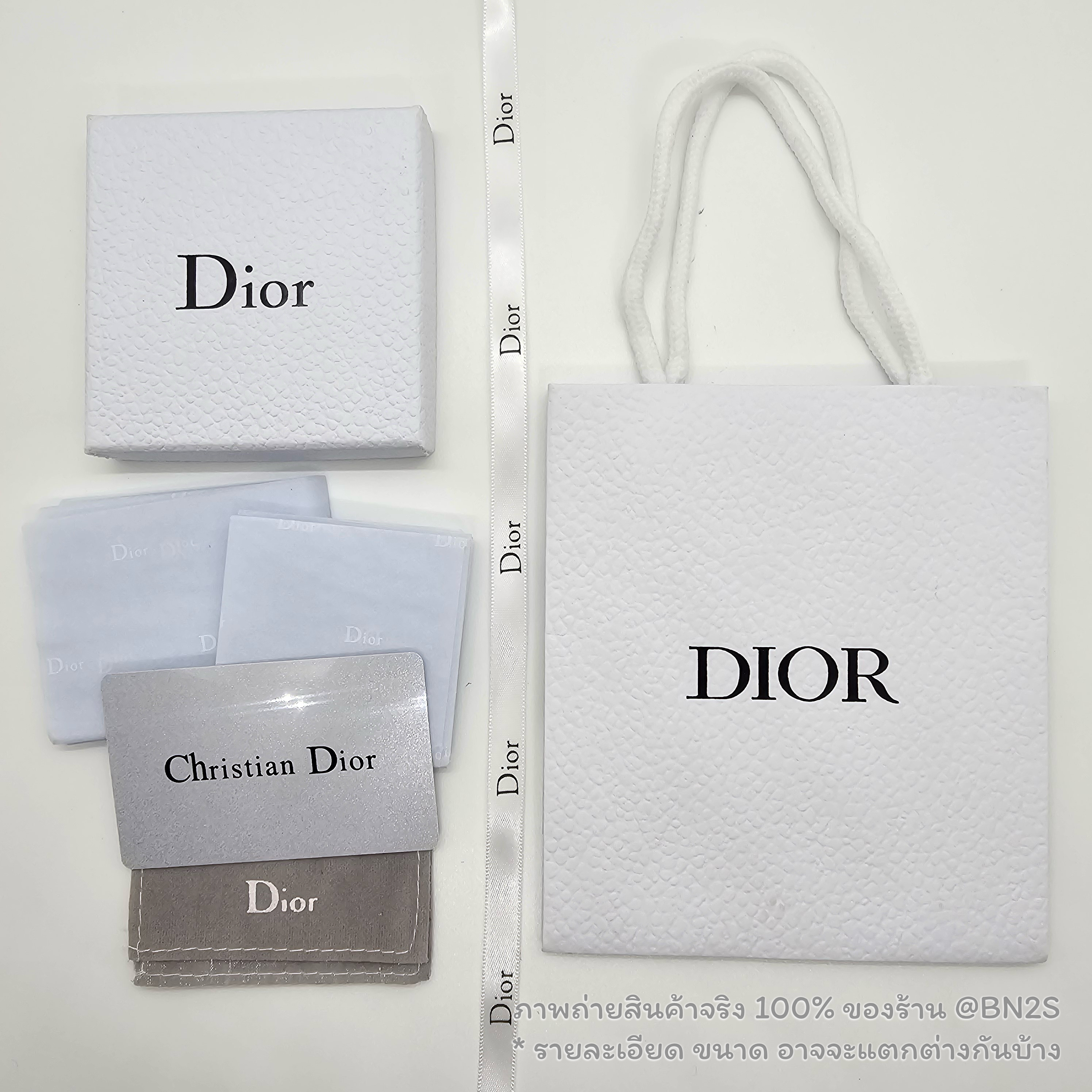 ชุดกล่องใส่เครื่องประดับดิออ Dior ชุดกล่องขาวอักษรดำ อุปกรณ์ครบตามรูป