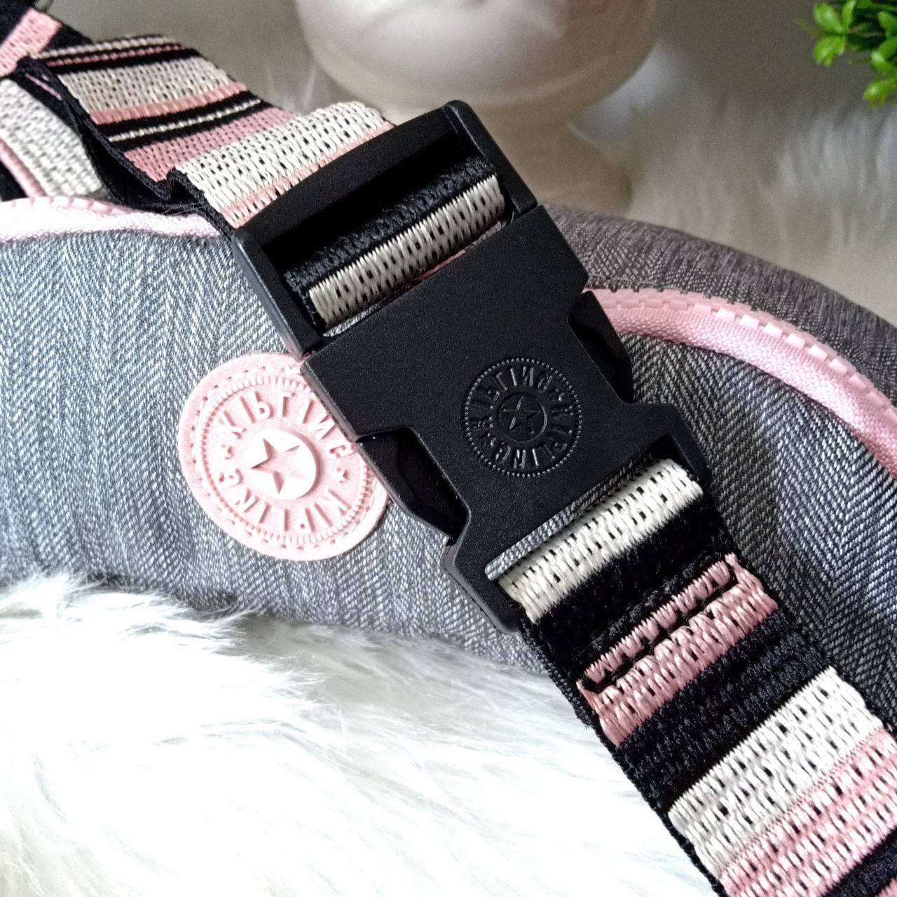 KIPLING กระเป๋าสะพาย กระเป๋าคิปลิ้ง Pac Man Fresh Waist Pack