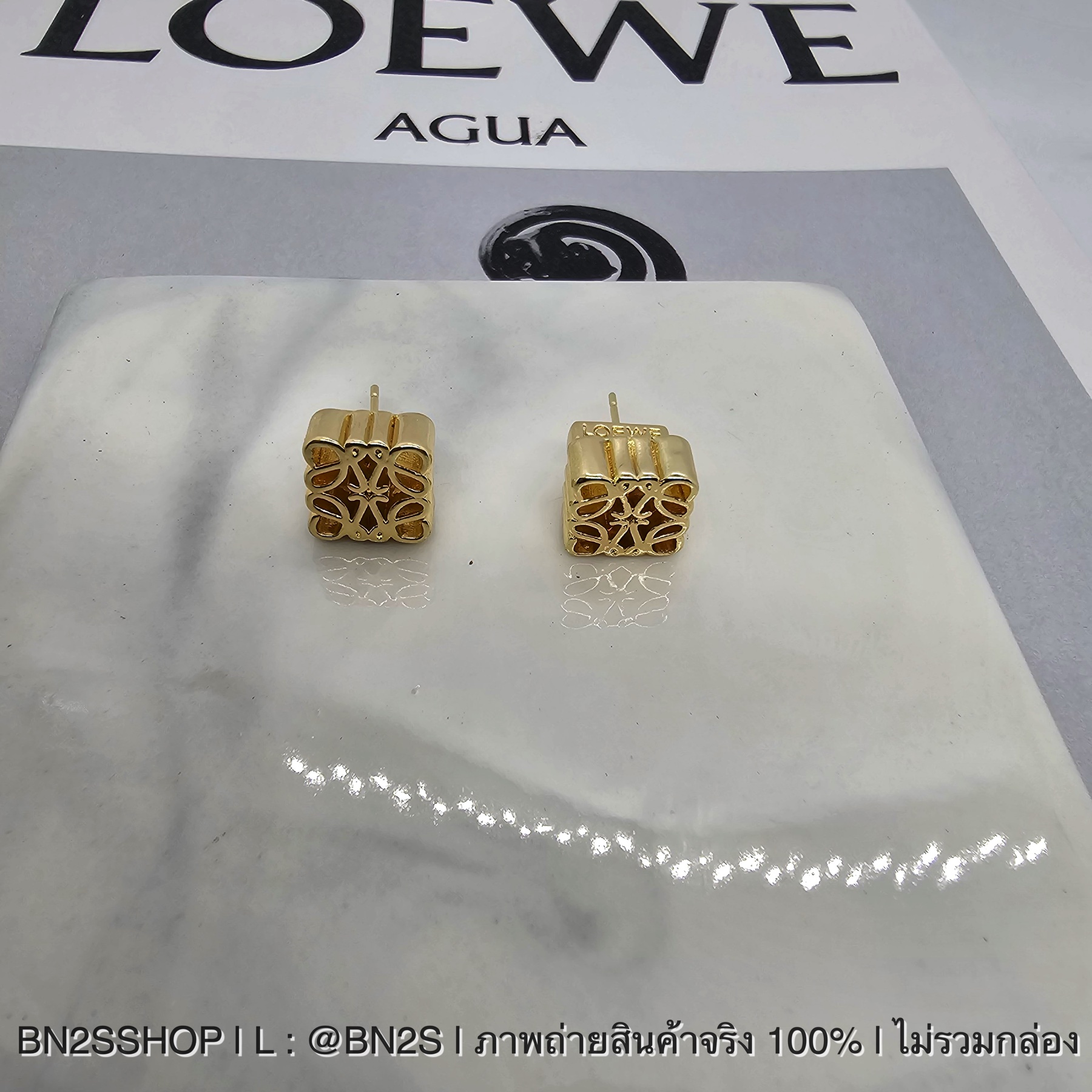 สีทอง |. Loewe Annagram Earrings ต่างหูโลเอเว่ จี้สตั๊ด มีทับหลัง ปั๊มแบรนด์ พร้อมส่งในไทย