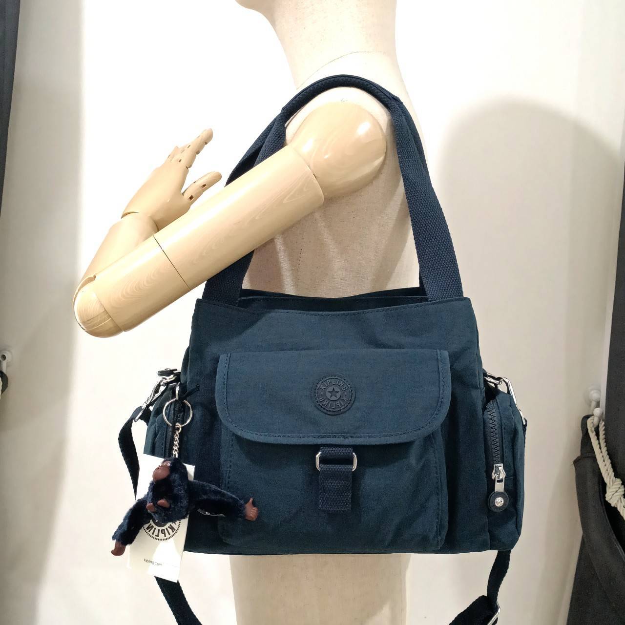 Kipling Felix กระเป๋าถือ กระเป๋าคิปลิ้ง สะพาย