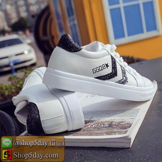 รองเท้าผ้าใบ สไตล์เกาหลี ตกแต่งลายเก๋ๆ (แถบดำ)