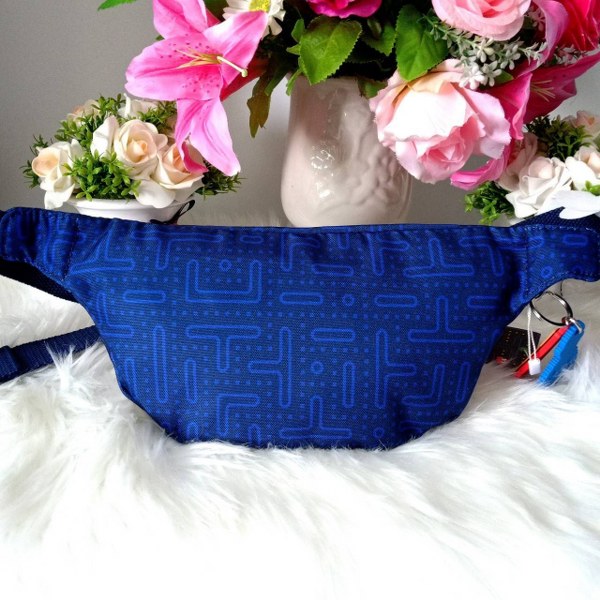 KIPLING กระเป๋าสะพาย กระเป๋าคิปลิ้ง Pac Man Fresh Waist Pack