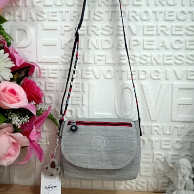 กระเป๋าสะพาย Kipling CROSSBODY BAG วินเทจอ่ะ