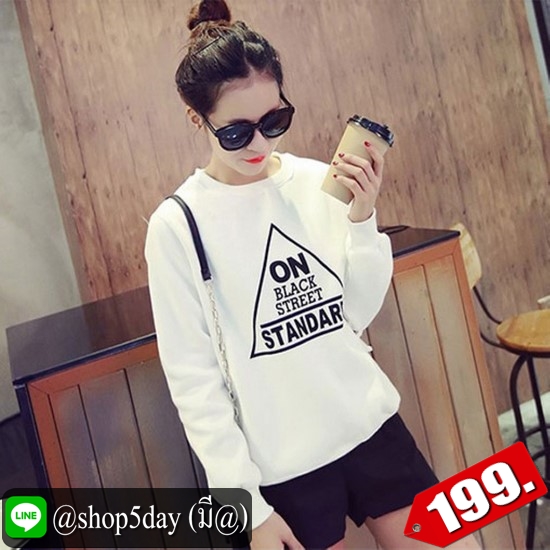 🔥 เสื้อกันหนาว สกรีนลายตัวอักษรในรูปสามเหลี่ยม ‼️