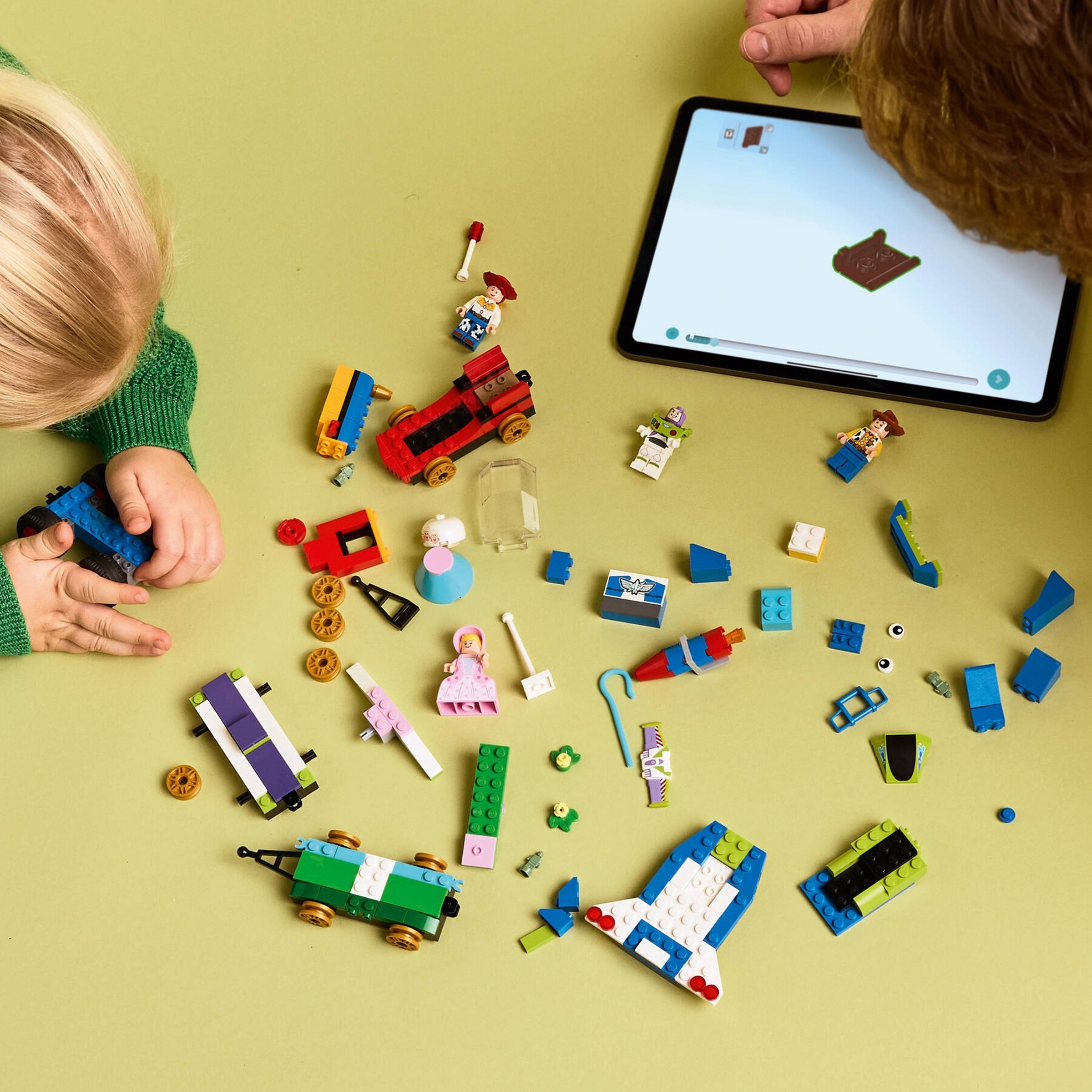 LEGO เลโก้ 43264 Toy Story Celebration Train & RC Car