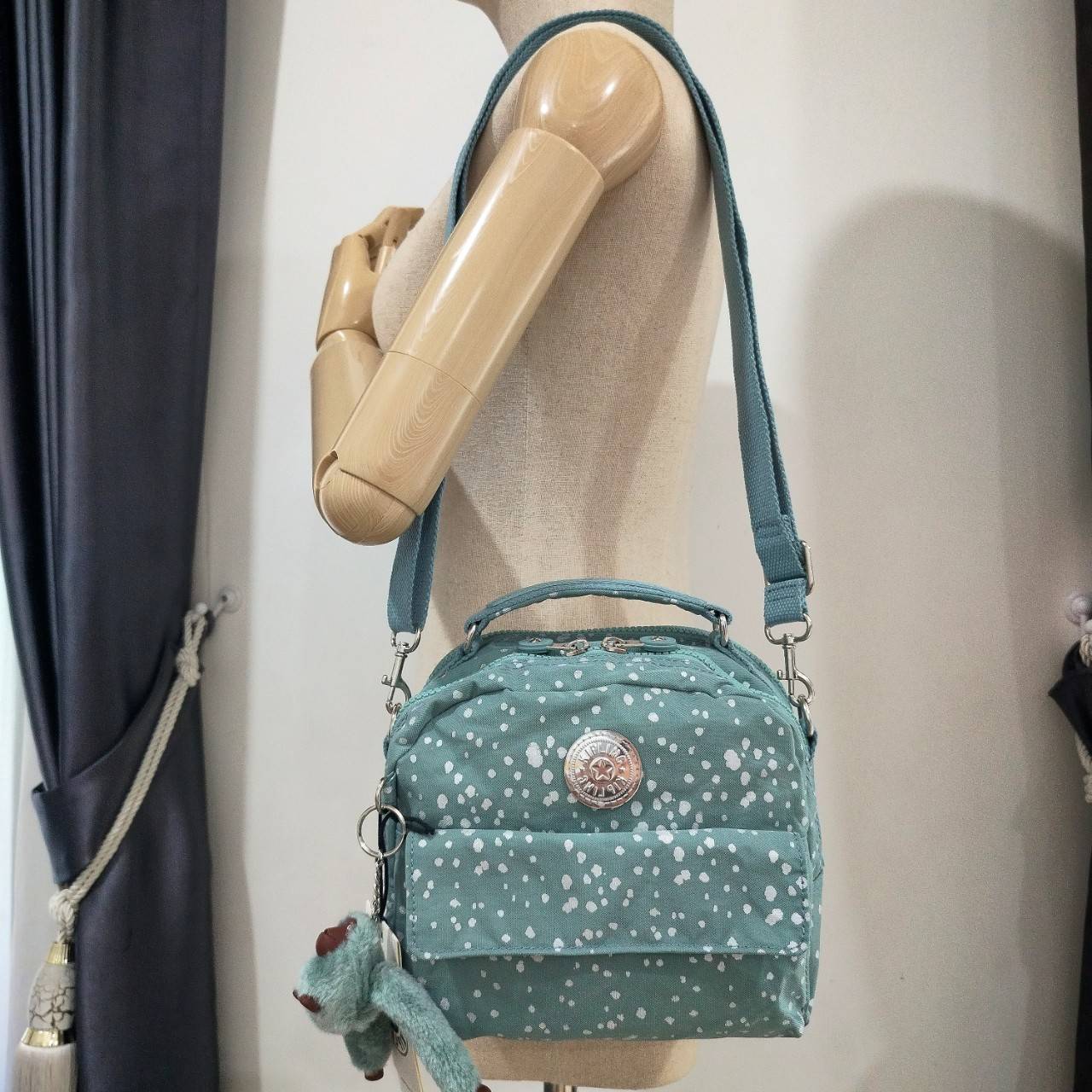 คิปลิ้ง Candy 2 ways backpack กระเป๋าเป้ สะพายข้าง กระเป๋าถือ KIPLING