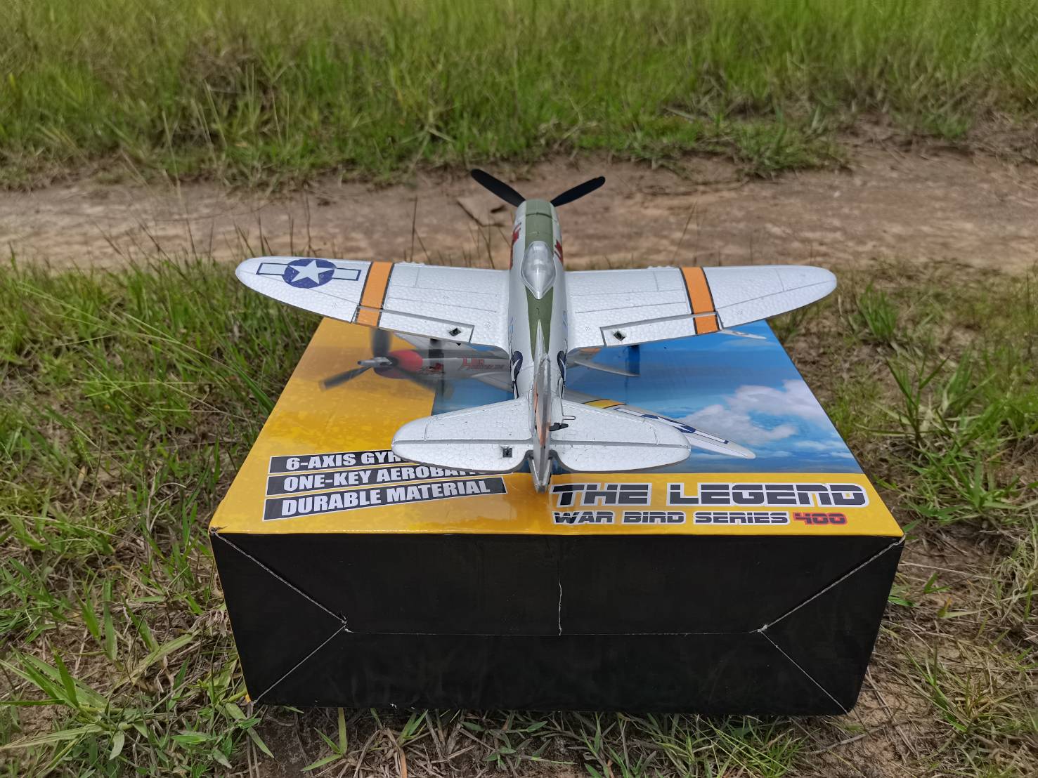 เครื่องบินบังคับ VOLANTEX RC P-47 THUNDERBOLT 400.MM 2.4.GHZ 6 GYRO NO.761-16.R ชุดพร้อมบิน