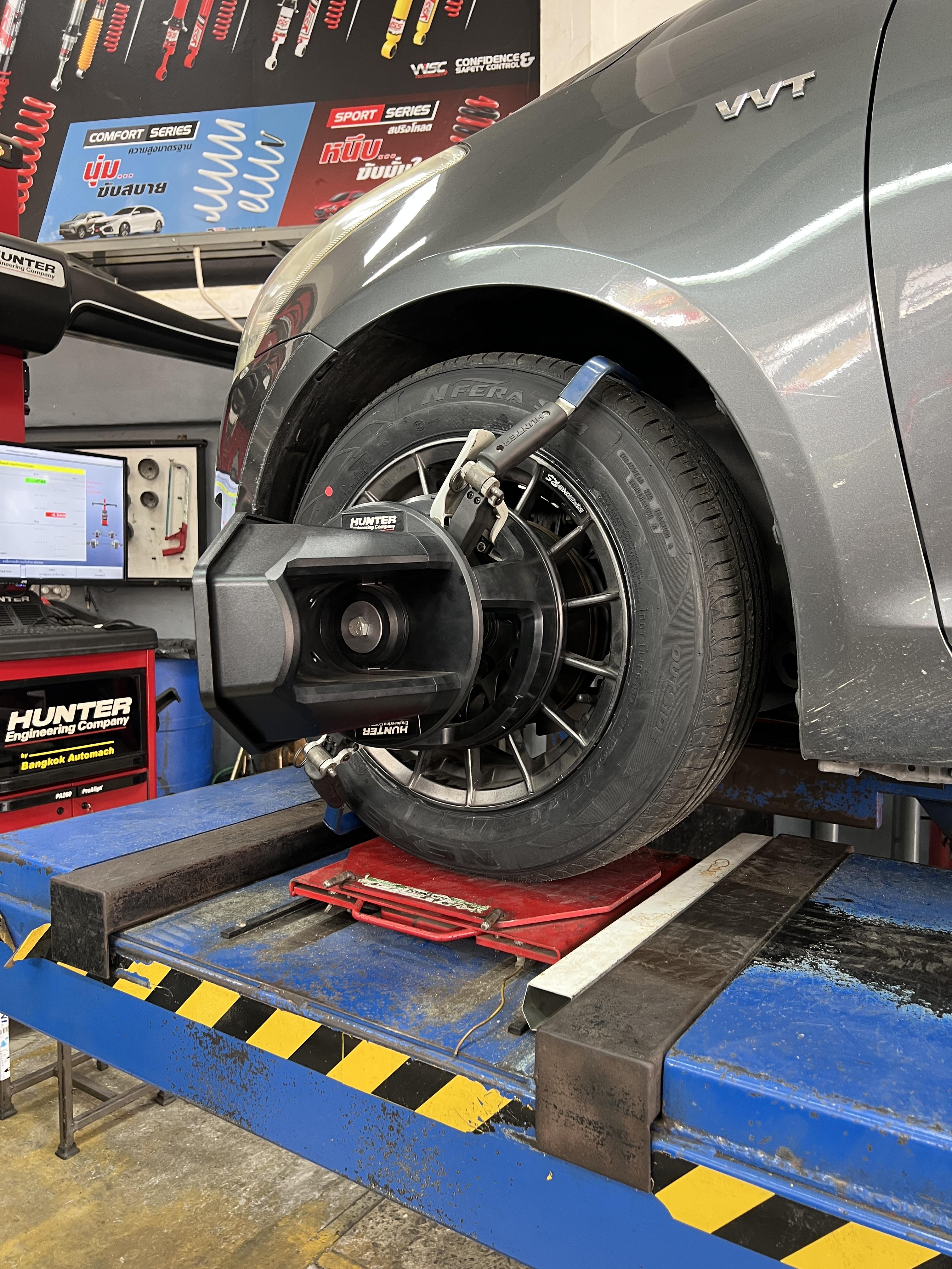 SUZUKI SWIFT เปลี่ยนยางรถยนต์ ใช้งานประจำวัน [+] NEXEN SU4 195/60R15 #ถ่ายให้เป๊ะแชร์ให้ปังกับยางNexen #เส้นต่อไปใช้เน็กเซ็น #nexentirethailand #nexentire #ยางรถยนต์ *เฉาพาะ NEXEN Pirelli ประกันยาง 1 ปี หรือ 25,000 กม. บาด บวม เบียด แตก ระเบิด เปลี่ยนเส้นใหม่ ครับ *เพื่อความรวดเร็วนัดหมายก่อนเข้ารับบริการครับ 𝙊𝙪𝙧 𝙎𝙚𝙧𝙫𝙞𝙘𝙚 บริการทางร้านเรารับทำอะไรบ้าง 👉มียางรถยนต์ทุกยี่ห้อให้เลือกซื้อ 👉โช้คอัพ สปริง 👉เช็คช่วงล่าง แก้ปัญหาให้ตรงจุด 👉ติดตั้งยางแบบไร้รอย 100% 👉บริการสลับยาง ตามอายุ 👉บริการล้างลิ้นปีกผีเสื้อ 👉บริการเช็คระยะรถยนต์ 👉เปลี่ยนถ่ายของเหลวทั้งระบบ 👉ตั้งศูนย์ด้วยเครื่อง HUNTER นำเข้าจาก USA สอบถามข้อมูลเพิ่มเติม หรือนัดหมายเข้ารับบริการ ☎️ : 08-6569-1915 ☎️ : 08-6544-5963 Line id : @88rw Facebook : https://www.facebook.com/88rwtire Location : https://goo.gl/maps/HrNUAZXPN94KvxZ98? #รถยนต์มีปัญหาไม่รู้ต้องแก้ตรงไหน ทางเรายินดี ตรวจหาปัญหาและหาวิธีแก้ บอกลูกค้าก่อนลงมือทำเสมอราคาเป็นธรรม #nexentires