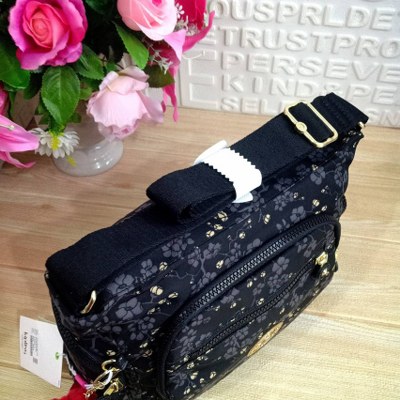 Kipling แท้ กระเป๋าคิปลิ้ง กระเป๋าoutlet GABBIE Small Crossbody bag